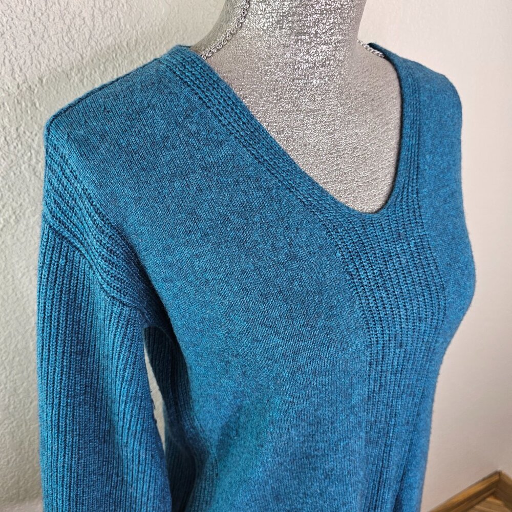 Loft Wool Blend V-Neck Sweater